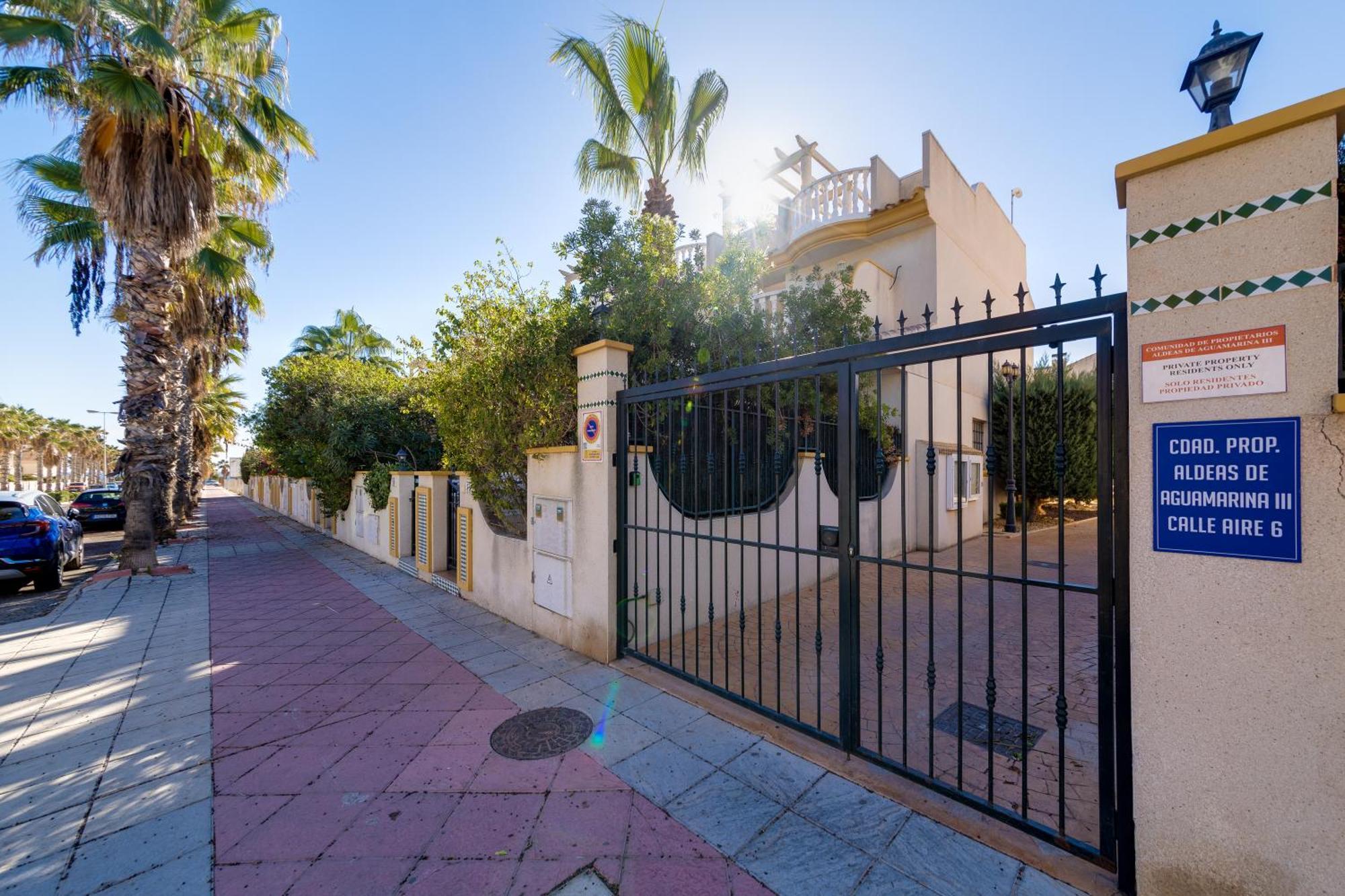 Apartmán Cb Living - First Line Detached House, Cabo Roig Orihuela Exteriér fotografie